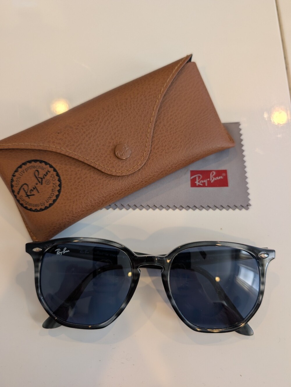 Ray-Ban Marbked Smoke Frame Sunglasses with Dark Grey Lenses